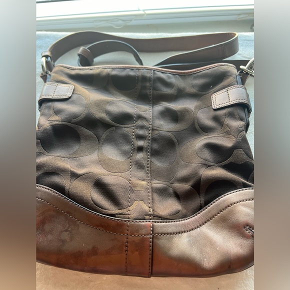 Coach Signature Duffle Shoulder Crossbody Purse - Picture 3 of 12